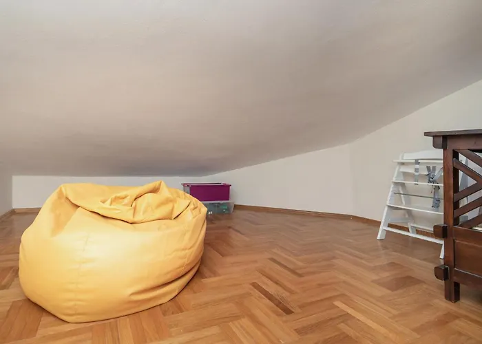 Lostura *