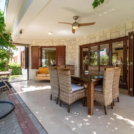 Lostura Сasa de vacaciones *