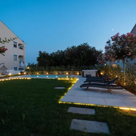 Lostura Casa vacanze Kožino