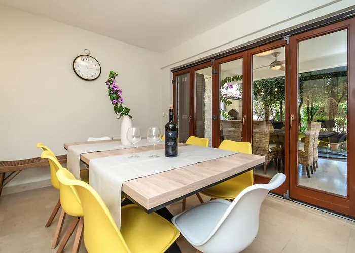 Сasa de vacaciones Lostura Kožino