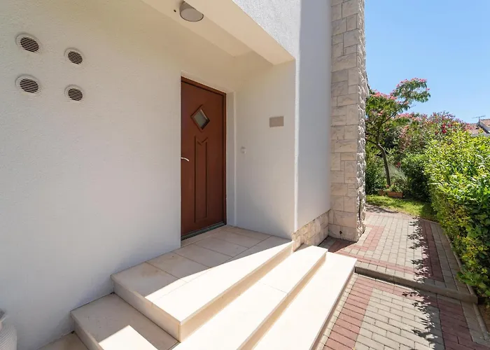 Сasa de vacaciones Lostura Kožino